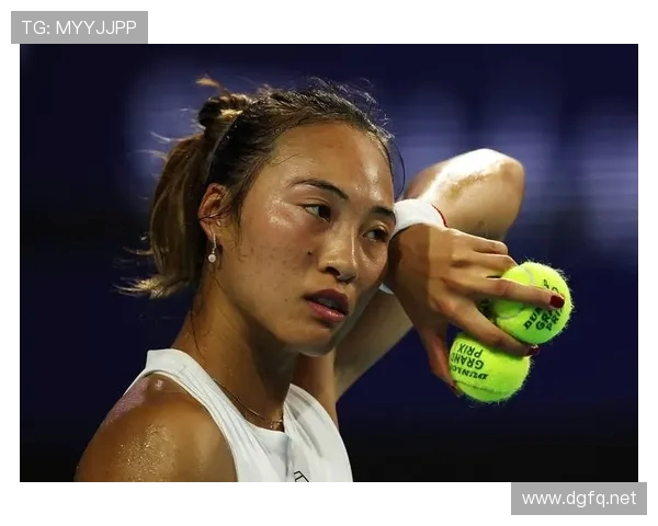 体育明星赛场外的社交网络与商业链接